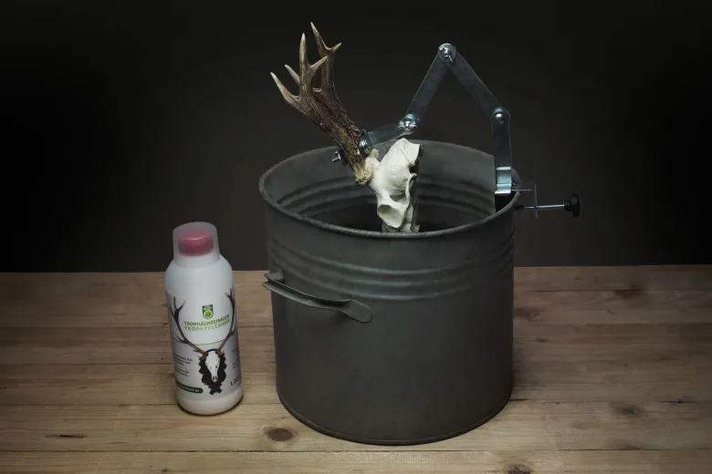 Trophy Cleaner